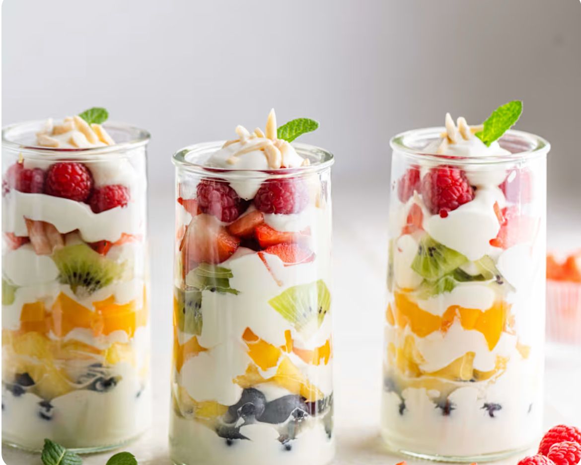 Parfait de Yogurt y Frutas de Temporada